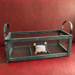 FOLK ART PRIMITIVE AMERICANA BASKET WOOD